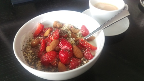 Joghurt mit Erdbeeren