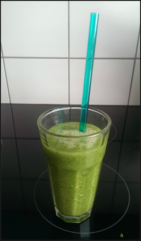 150807 avocado broccoli smoothie II