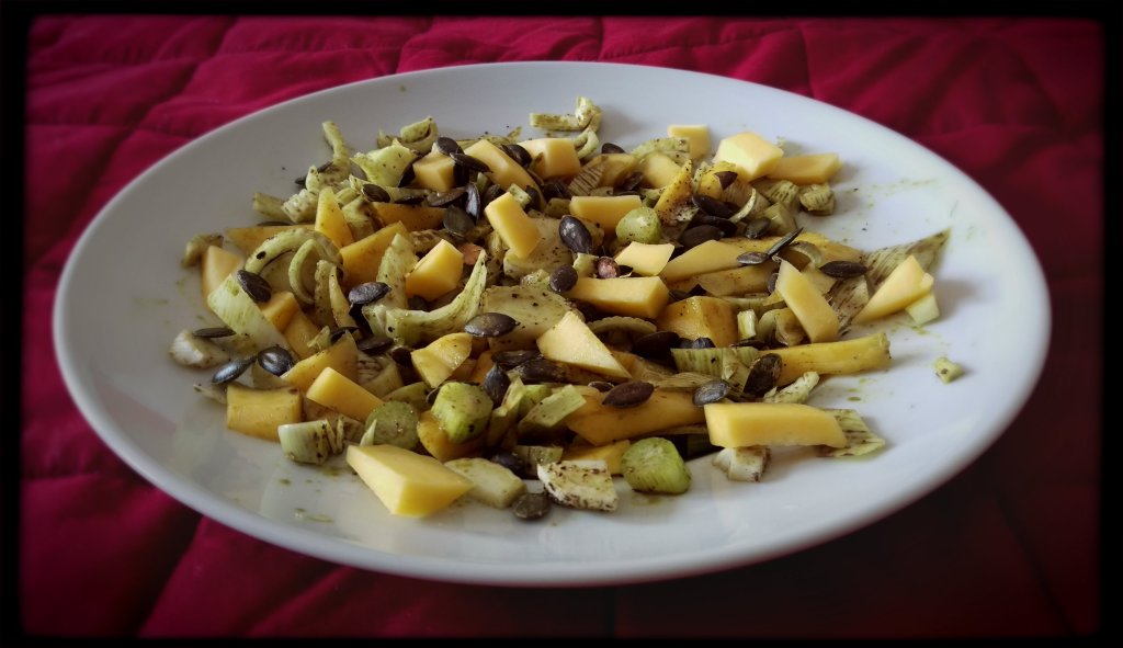 150903 fenchel-mango-kürbiskern-salat
