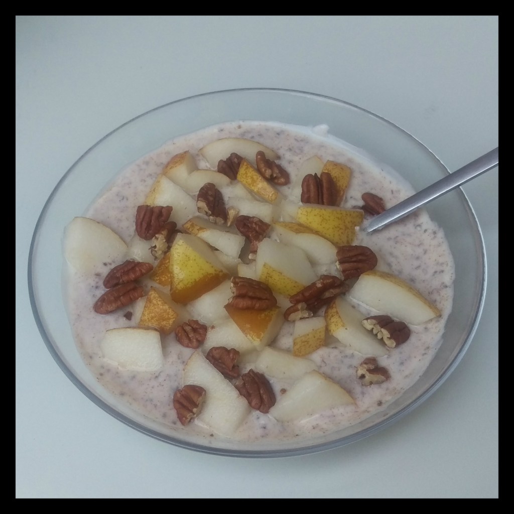 151110 joghurt m birne und pekannüssen