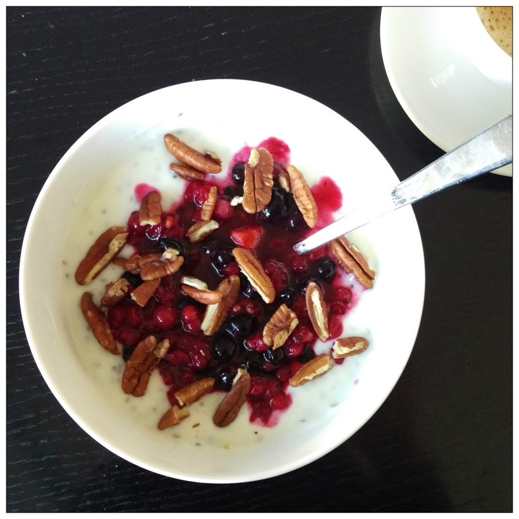 160422 zitronenjoghurt m beeren