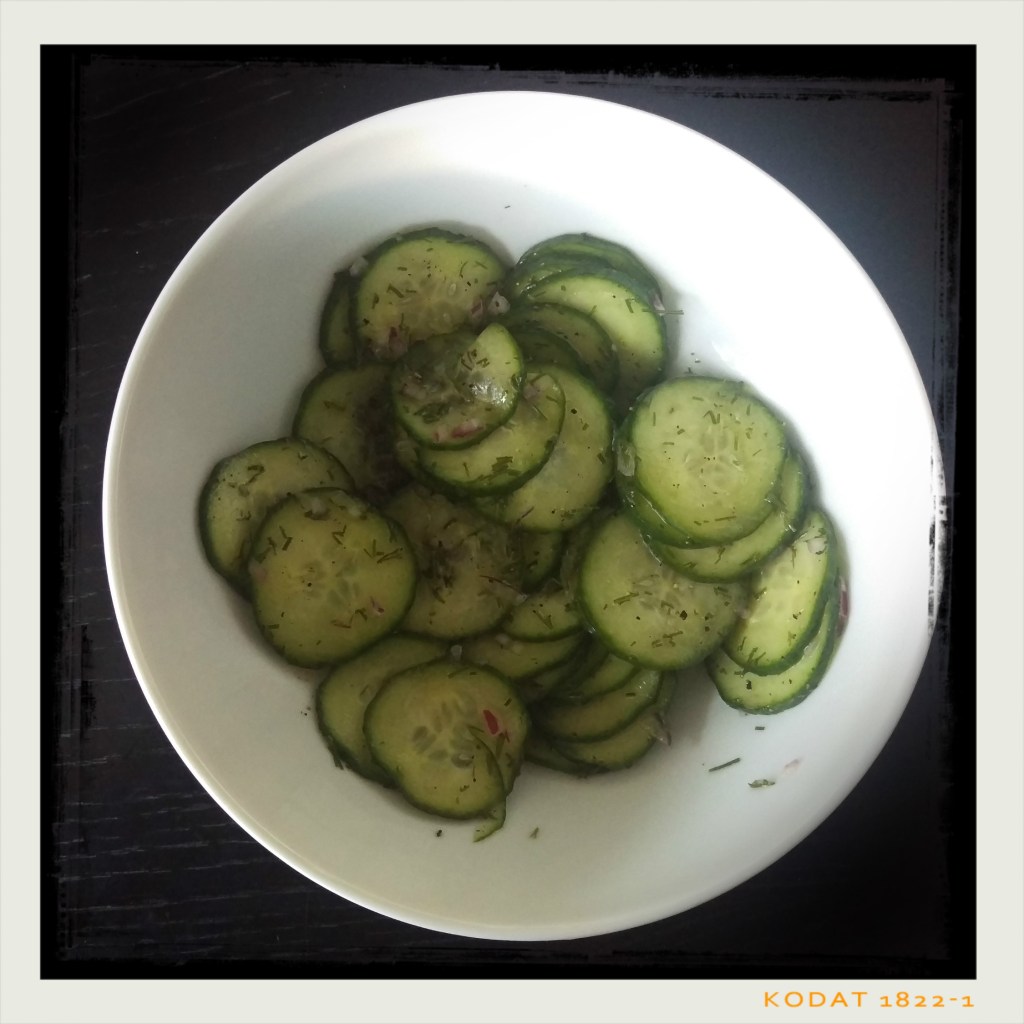 160513 gurkensalat