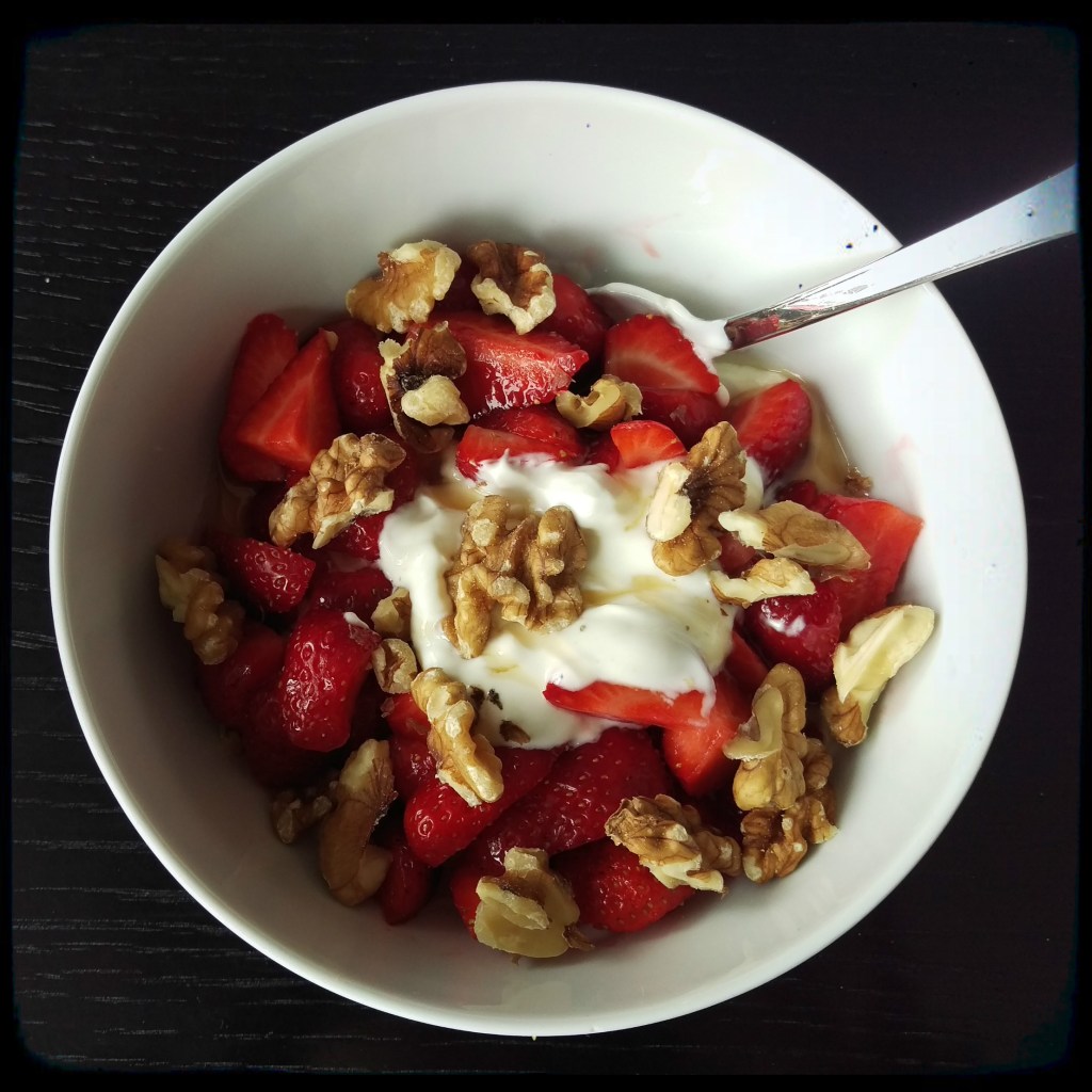 160621 gr joghurt m erdbeeren