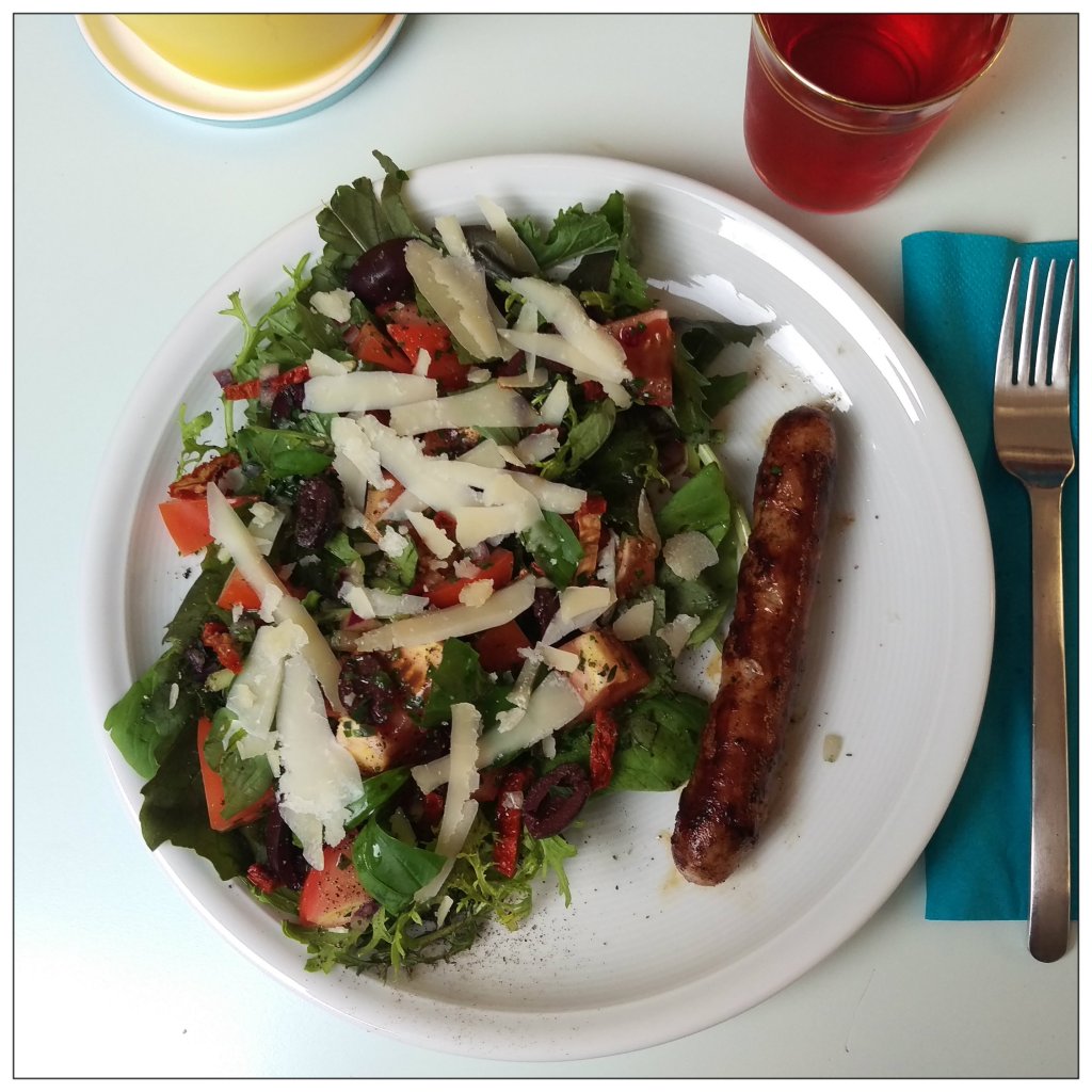 160808 bratwurst m salat