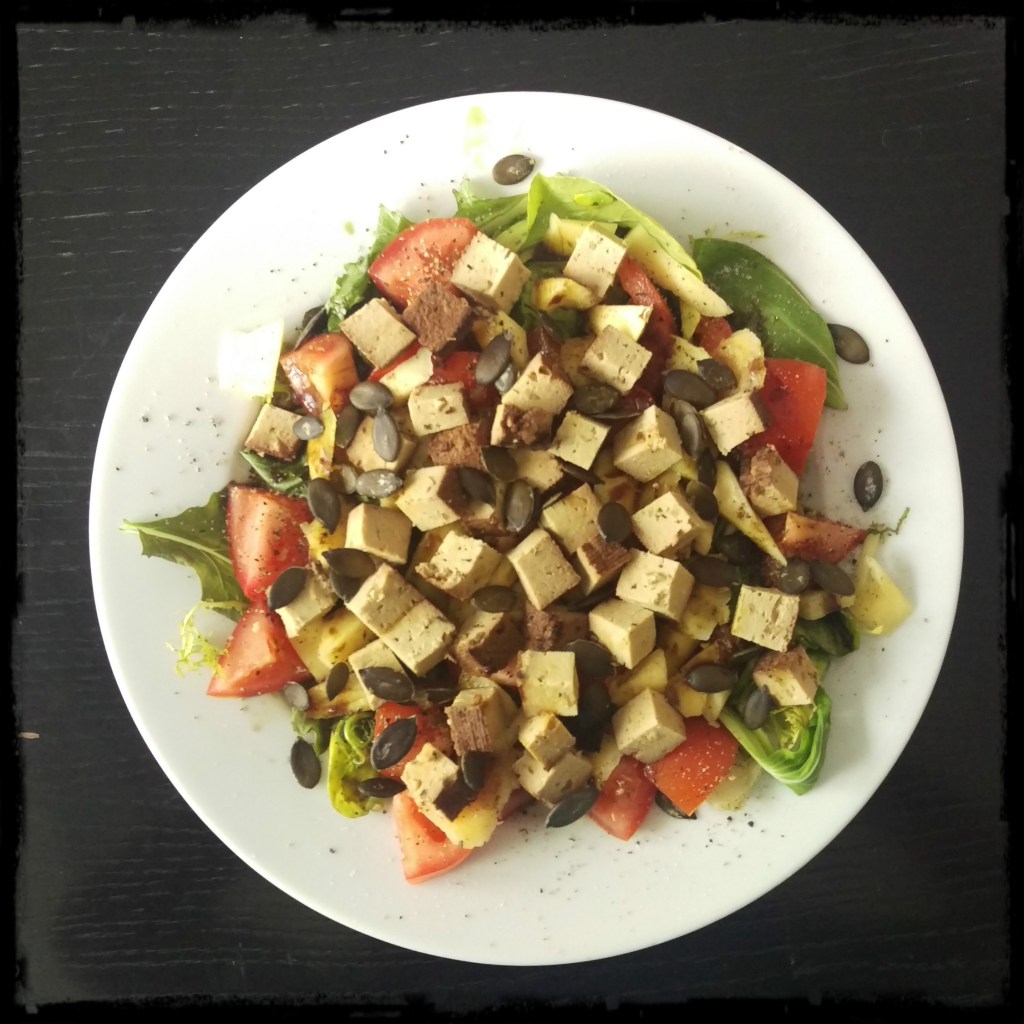 160823 salat m mango u tofu