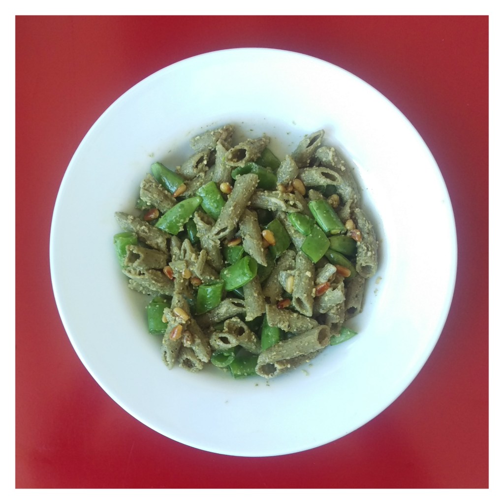 161017-pennesalat-pesto-erbsen