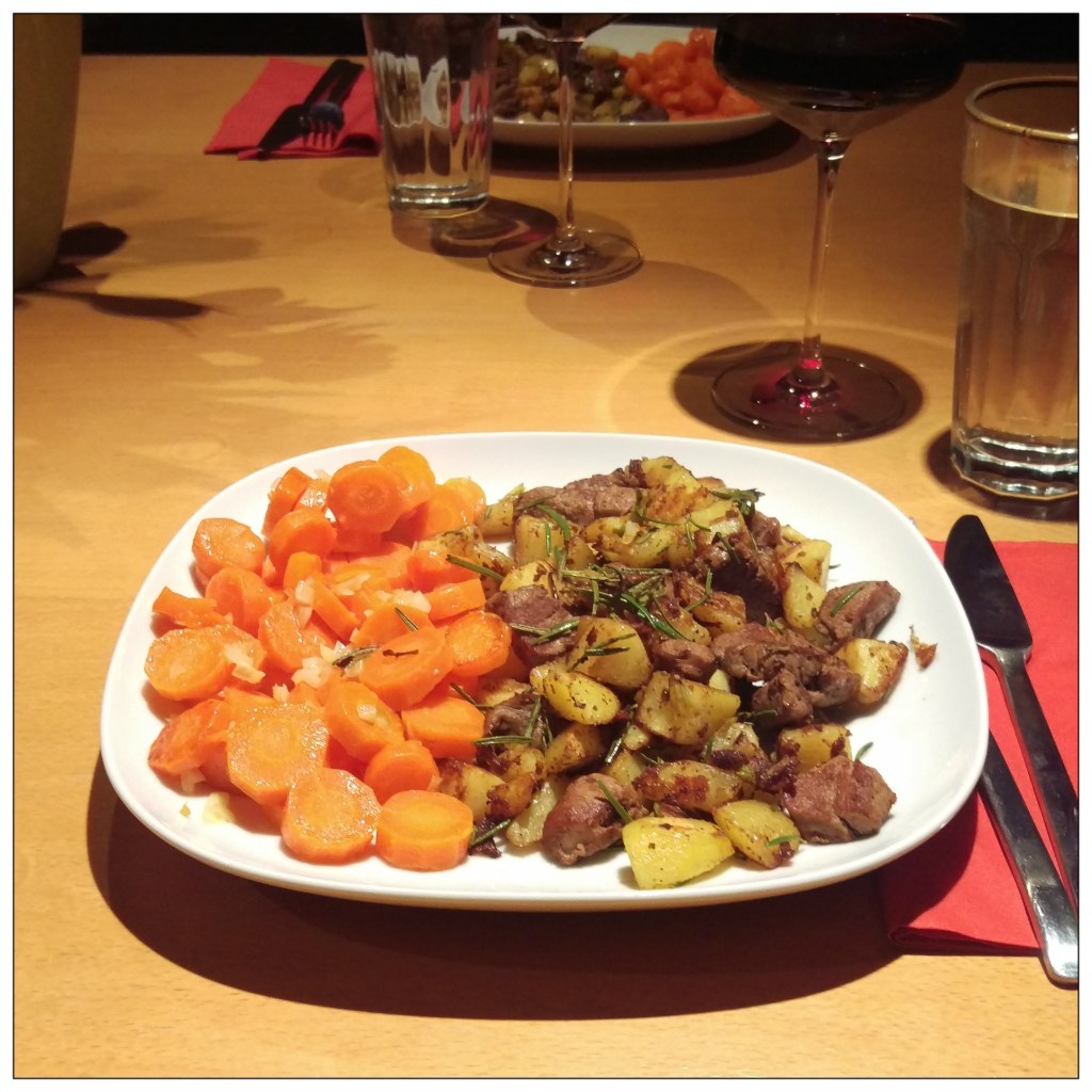 170305-lamm-karfoffel-pfanne-moehren