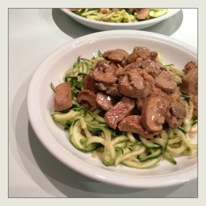 Kalbsgeschnetzeltes mit Champignons – Schlemm dich fit!